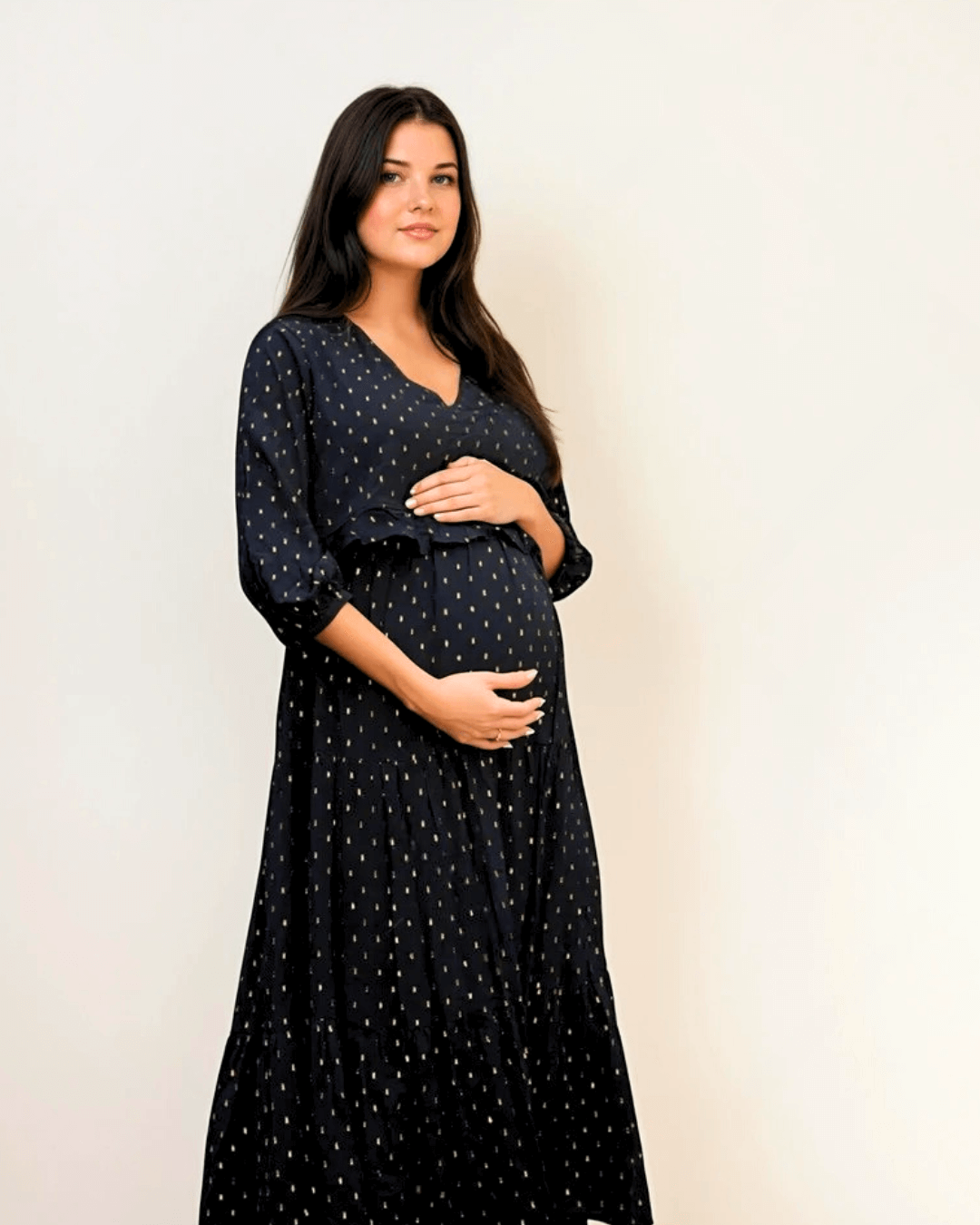 Luxury maternity wear brand with stylish dresses, beautiful designs in high quality , clothing for pregnancy that's suitable for dressy events or maternity workwear events or conferences. Grown up style.