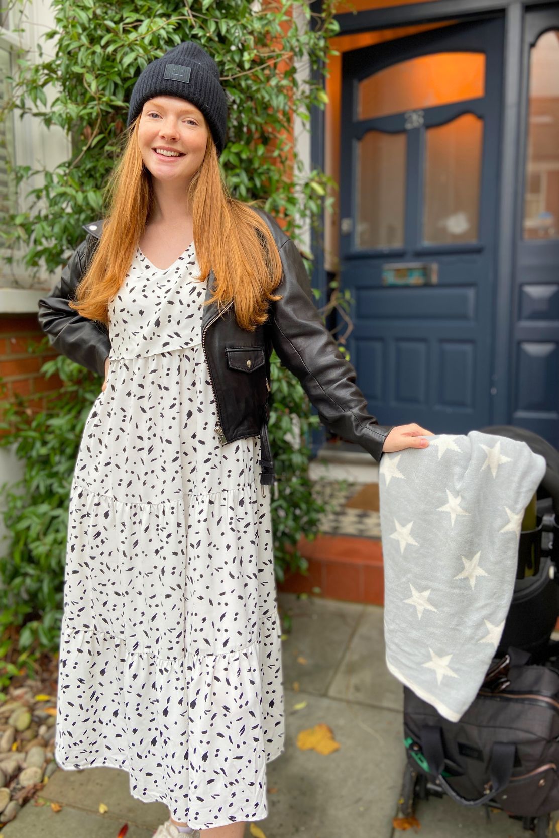 good stylish everyday dress suitable for new mother lifestyle